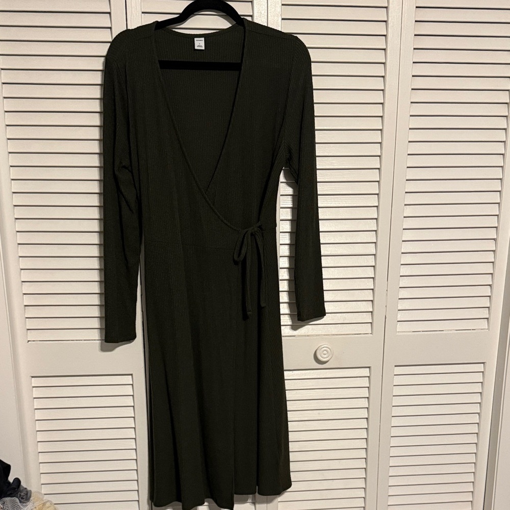 Old Navy Dark Green Long Sleeve Dress